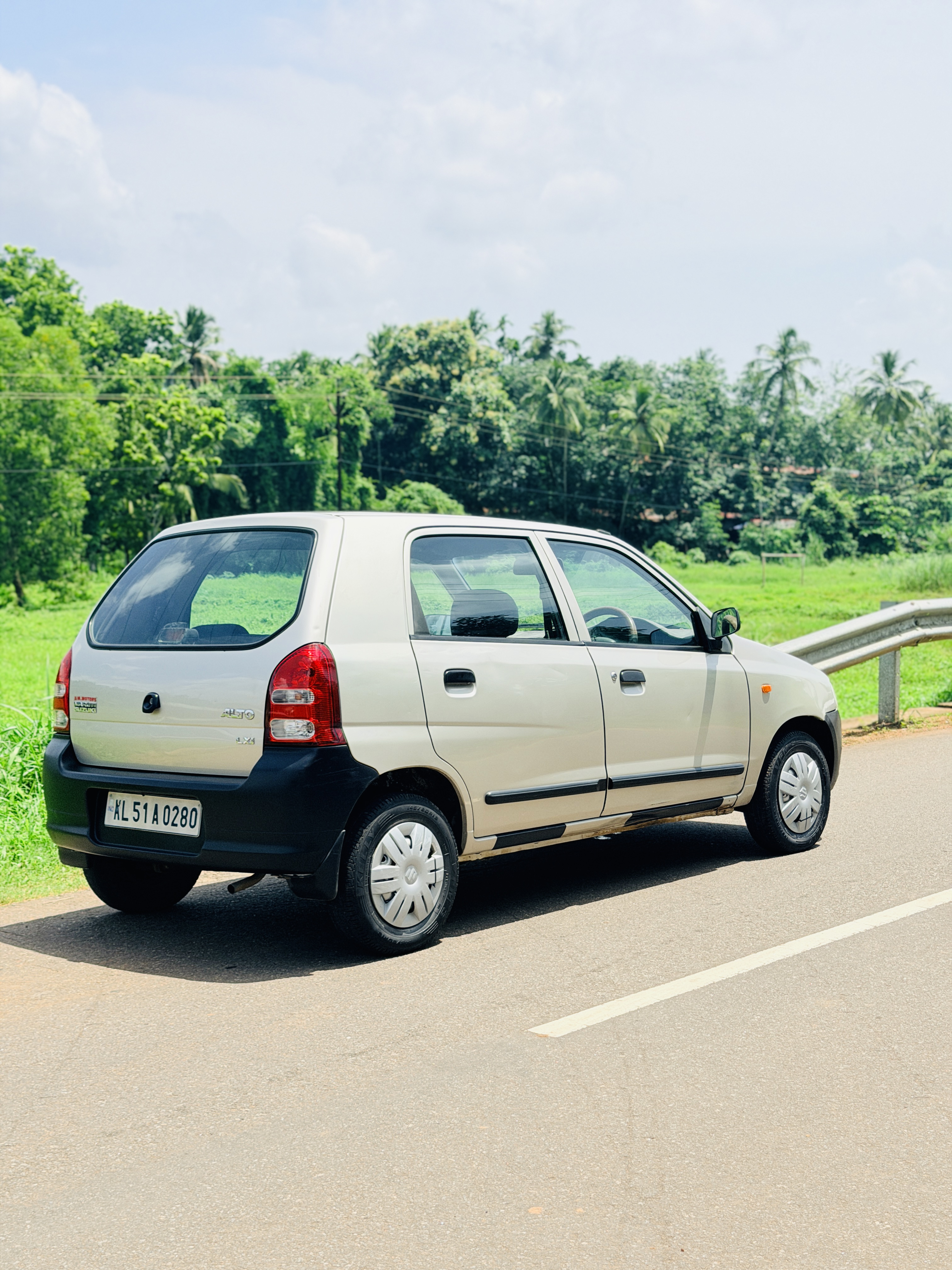 Maruti Alto Lxi photo 5