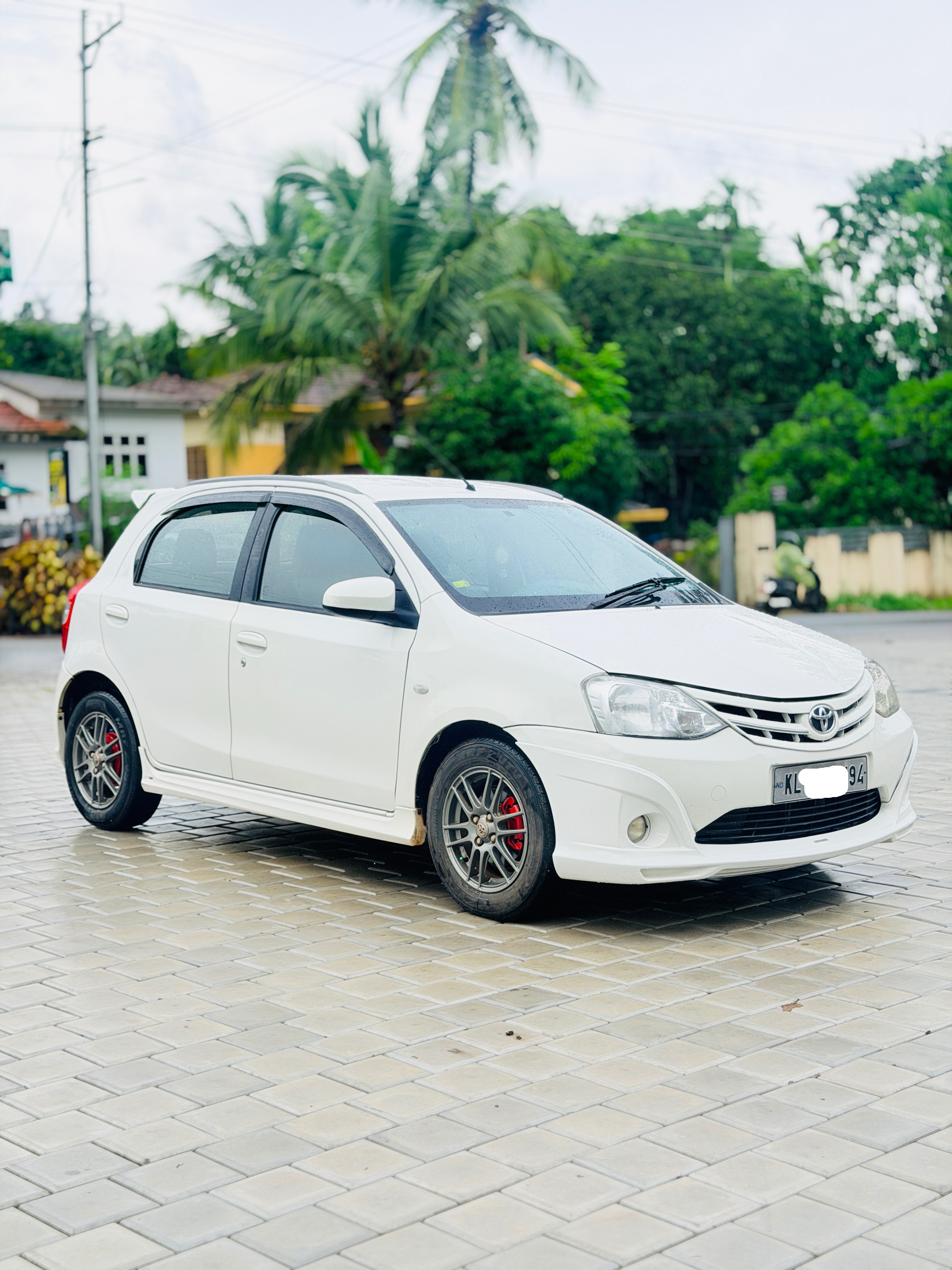 Toyota Liva Gd photo 2